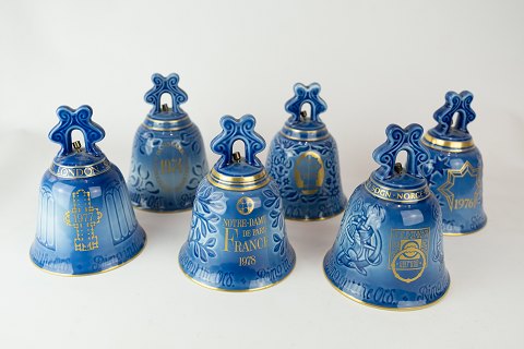 Christmas bells from 1974 to 1979 with different motives by Bing & Grøndahl.
5000m2 showroom.
