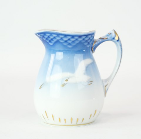 Cream jug, seagull frame, B&G
