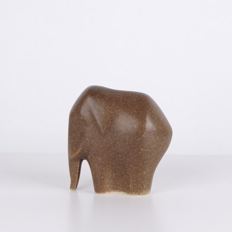 item no: 635904